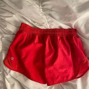 lululemon hotty hot shorts size 4